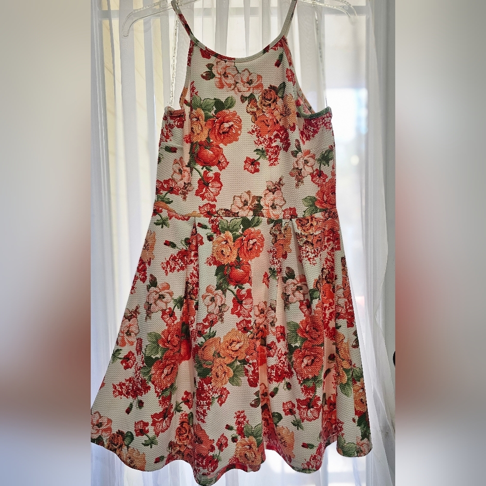 Short floral dress💥